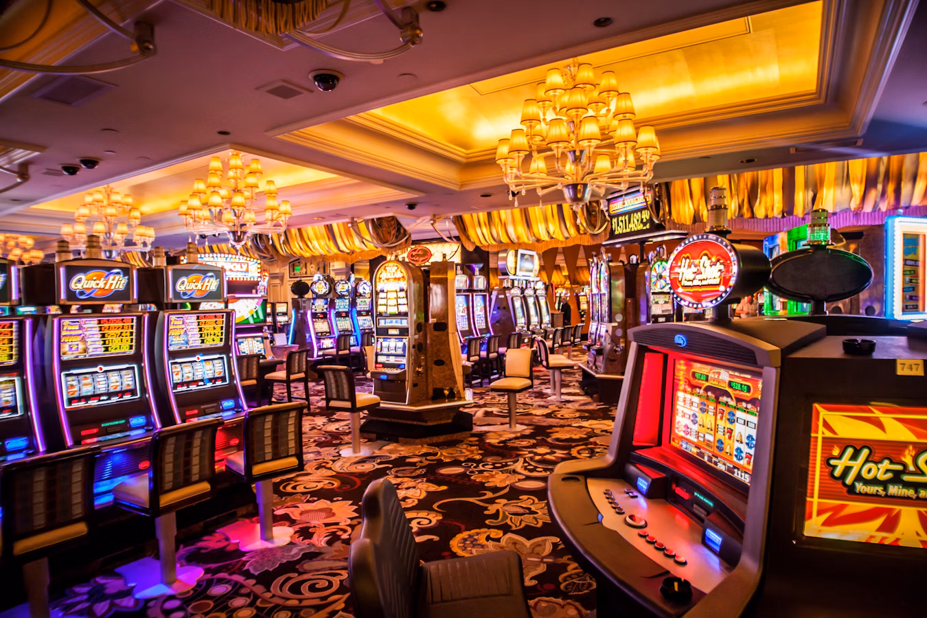 Slot machine interface